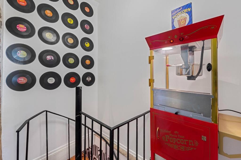 Large Historical Home W/ Fire Pit, Chef Kitchen. Memphis Exterior foto